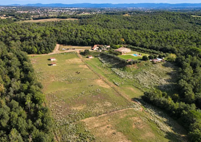 Exclusiva finca ecuestre rodeada de naturaleza, con máxima privacidad y espectaculares vistas a la montaña. — 6