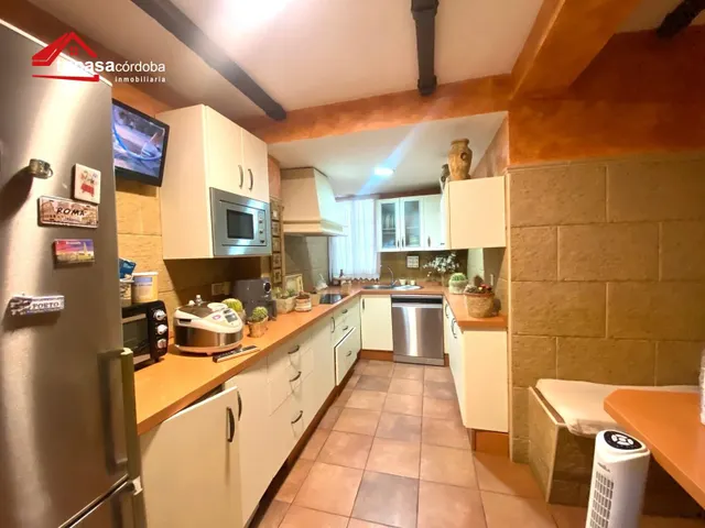 Piso de 83 m2 reformado y con terraza en plena avenida de barcelona | 3 dormitorios y orientación este — 40