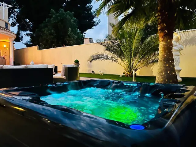 Villa 4 habitaciones 302m² en venta - Pueblo 9 — 38