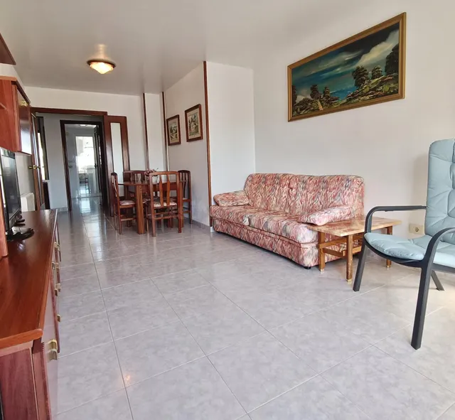 MAGNÍFICO PISO DE TRES DORMITORIOS Y DOS BAÑOS, CON PARKING  - foto 3