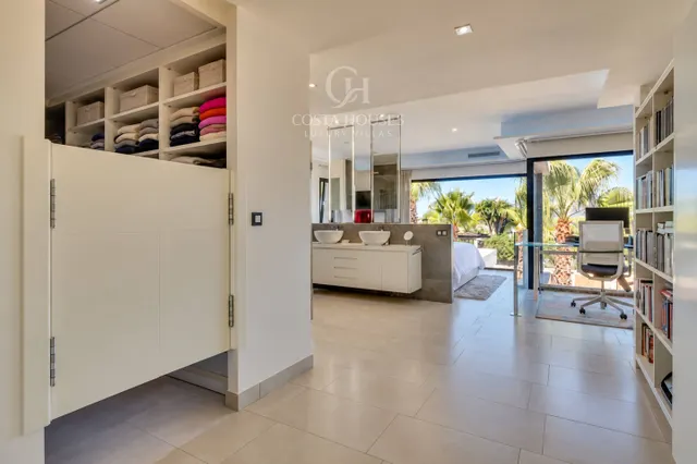 Villa vitalis · arquitectura, luz y bienestar privado frente al montgo javea — 36