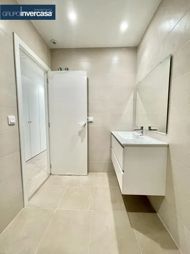 Vivienda seminueva con plaza de aparcamiento situada en Plaza San Rafael de Quart de Poblet (Valencia). — 22