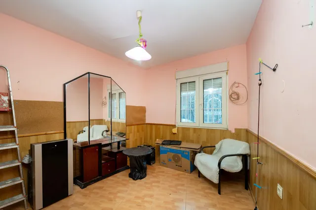 Casa con estupenda ubicación en Armilla. avenida de los ogíjares — 20