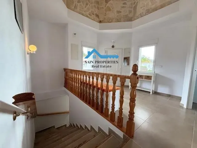 Chalet con 3 Casas Independientes y Piscina en Bello Horizon - foto 4