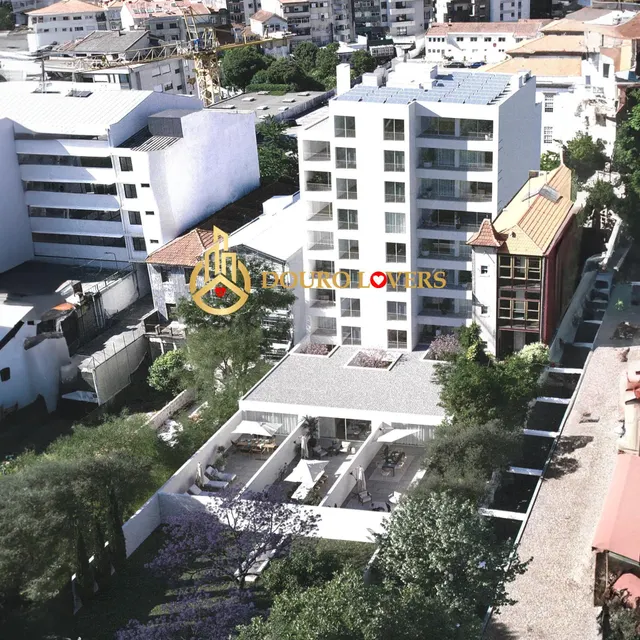 Apartamento 1 habitación 42m² en venta - Lordelo do Ouro e M - foto 2
