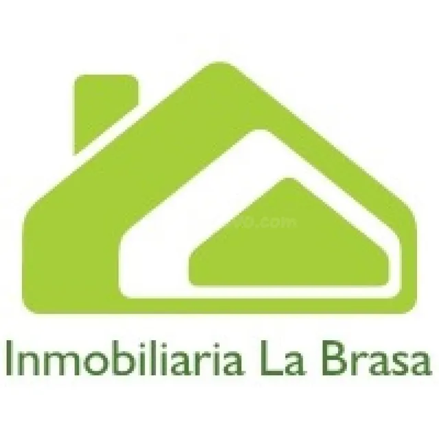 CASA SOLAR EN VENTA EN ZONA LA FERIA / EL RIEGO