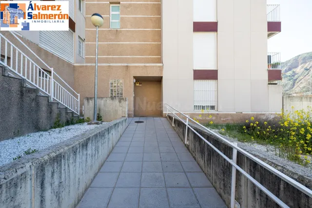 Piso en venta en Carretera de la Sierra — 4
