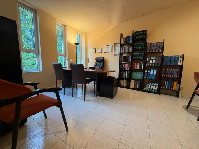 Oficina de 85 m2 en alquiler en el centro de Platja d’Aro, junto a Plaça Europa – 900 €/mes — 10