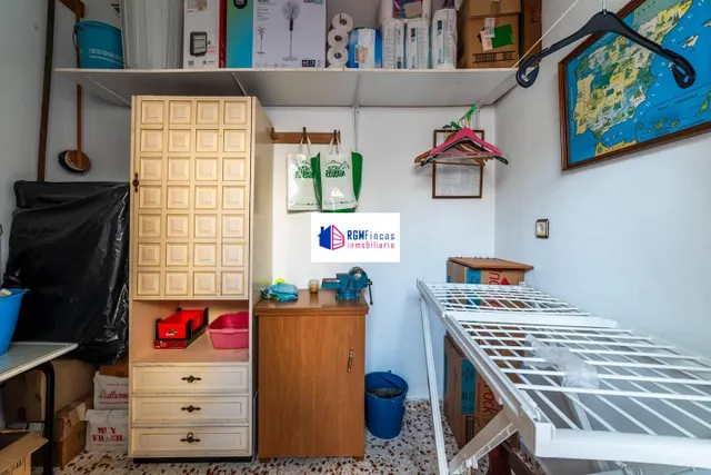 GRAN CASA CON DOS VIVIENDAS INDEPENDIENTES, AMPLIO PATIO Y AZOTEA – UNA OPORTUNIDAD ÚNICA PARA FAMILIAS O INVERSORES — 23