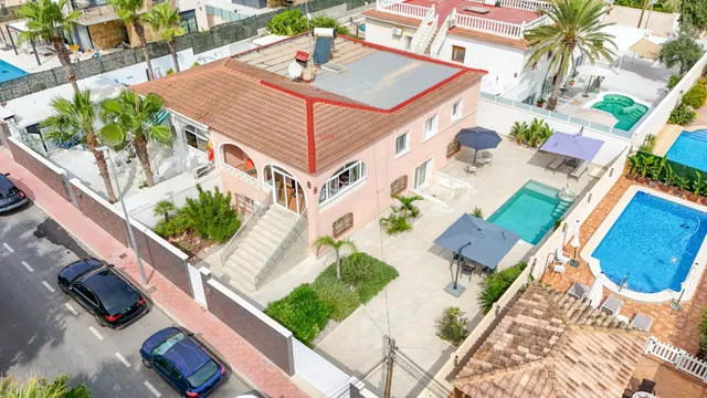 Casa 3 habitaciones 216m² en venta - Punta Prima