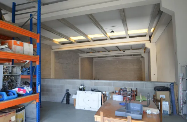 Nave esquinera en alquiler en zona industrial de Vilanova i la Geltrú — 20