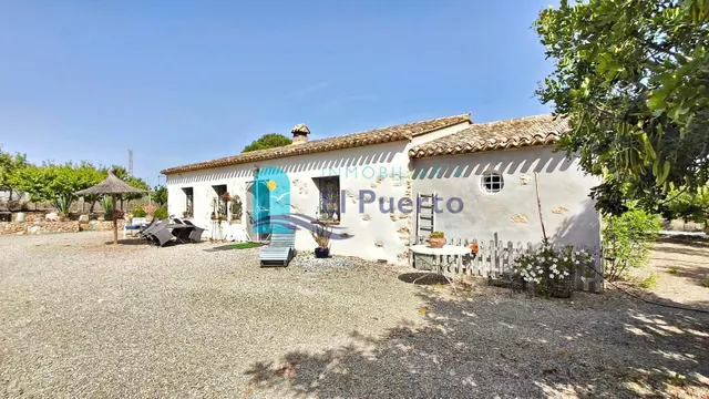 CASA DE CAMPO CON PISCINA Y MÁS DE 31.000 m2 DE PARCELA EN R - foto 3