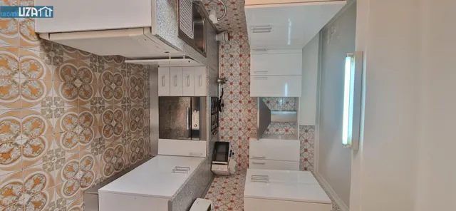 Magnífico Bajo en Venta: Ideal para Familias — 11
