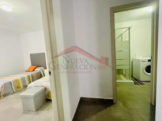 PISO EN DOS APARTAMENTOS INDEPENDIENTES — 16