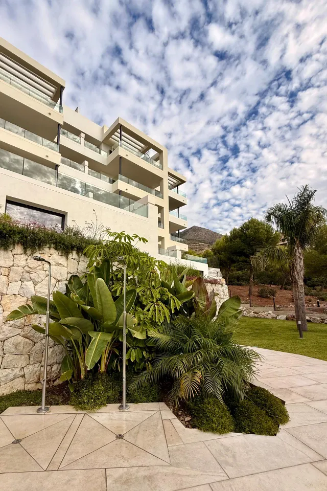 ¡ESPECTACULAR BAJO CON AMPLIA TERRAZA Y VISTAS AL MAR EN SANTANGELO SUR! — 22
