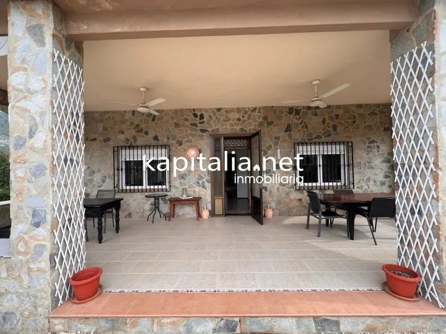 Chalet a la venta en l'Olleria — 17