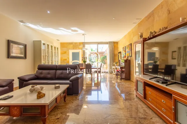 Casa de pueblo en venta en el centro de Mataró — 8