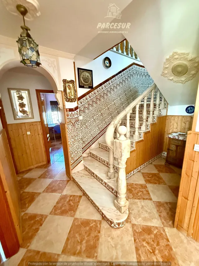 GRAN CASA CON 380 METROS DE VIVIENDA, SOBRE PARCELA DE 1500  - foto 3