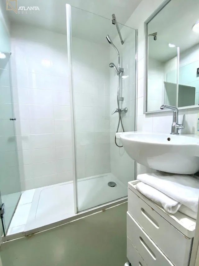 MODERNO LOFT TIPO DUPLEX- AMUEBLADO Y EQUIPADO — 26