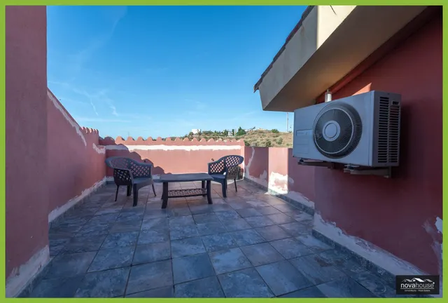 CHALET ADOSADO CON VISTAS AL CAMPO DE GOLF — 24