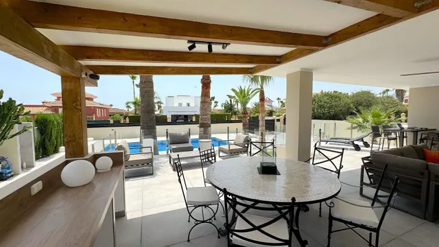 Villa 4 habitaciones 350m² en venta - Pueblo — 20