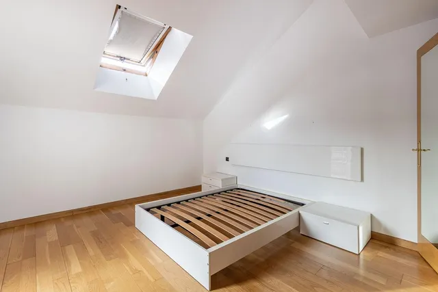 Ático dúplex en Peligros. — 18