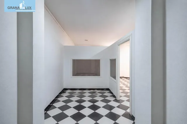 Local comercial 106m² en venta - Centro — 12
