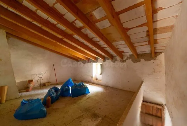Casa independiente con mucho potencial en una ubicación priv - foto 4