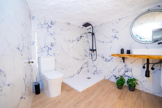 Complejo rural de 4 alojamientos dedicado a alquiler vacacional en Alcalá del Júcar: una joya para inversores — 28
