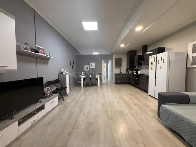 SE VENDE CASA PLANTA BAJA EN NOVELDA (ALICANTE) - foto 2