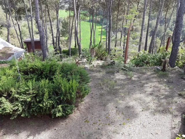 Parcela en venta en la urbanización de El Serrat — 4
