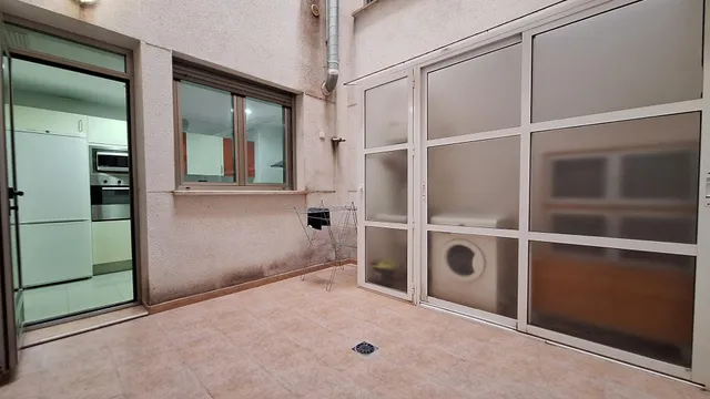 Apartamento de 1 dormitorio en la Calle Senda de Granada — 11