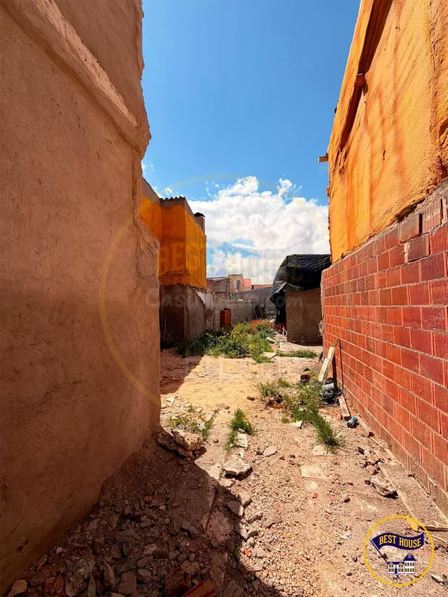 TERRENO URBANO EN VENTA EN LOS HINOJOSOS — 10