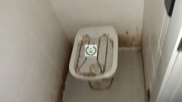 SE VENDE LOCAL COMERCIAL EN EL VELLÓN — 12