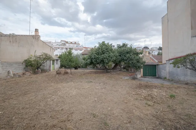 Parcela de 551m2 en Alfacar para vivienda unifamiliar o plurifamiliar — 11