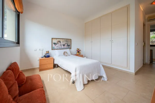 Encantadora villa con piscina y vistas panorámicas en Calonge Costa Brava — 49