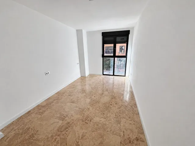 Amplio y lujoso piso de 3 habs y piscina en ciudad de artes y ciencias! — 18