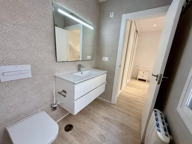 Exclusivo chalet adosado con piscina privada, amplios espacios y excelentes calidades — 25