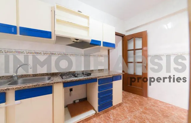 Se vende en los angeles con ascensor — 32