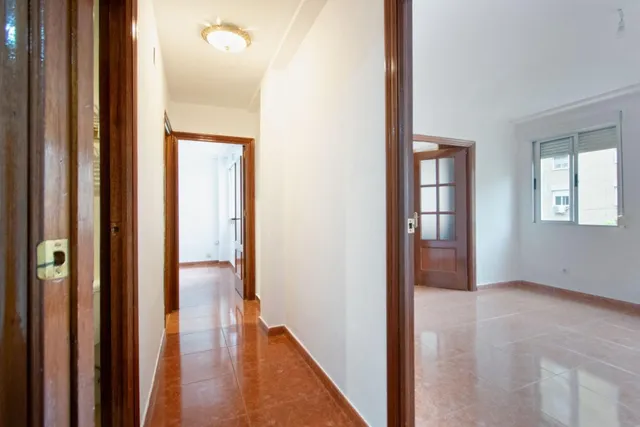 Estupenda vivienda junto José Laguillo con parking en superficie!!! — 10