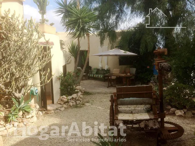 ¡ESPECTACULAR! CASA RURAL MUY AMPLIA Y LUMINOSA CON VARIAS TERRAZAS — 46