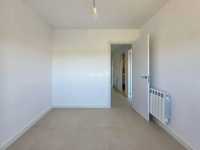 ¡a estrenar! espectacular casa adosada con gran jardín a 20 min de Lleida — 41