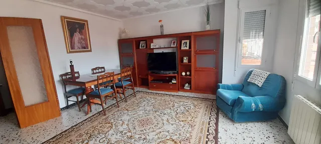 EDIFICIO DE 2 PLANTAS y 2 VIVIENDAS EN BARRIO DON JESÚS ALTA CALIDAD — 37