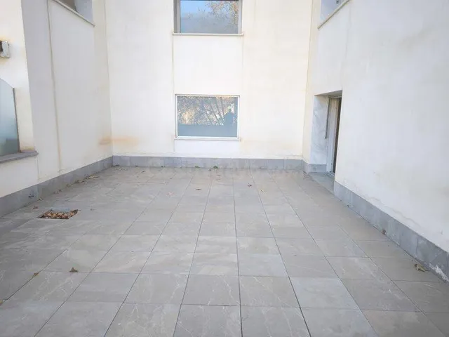 PISO CON TERRAZA EN ALQUILER EDIFICIO ZAIDA EN GRANADA - foto 5