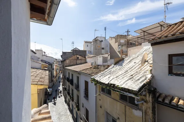 ÁTICO CON TERRAZA Y VISTAS ESPECTACULARES EN CALLE ELVIRA — 25