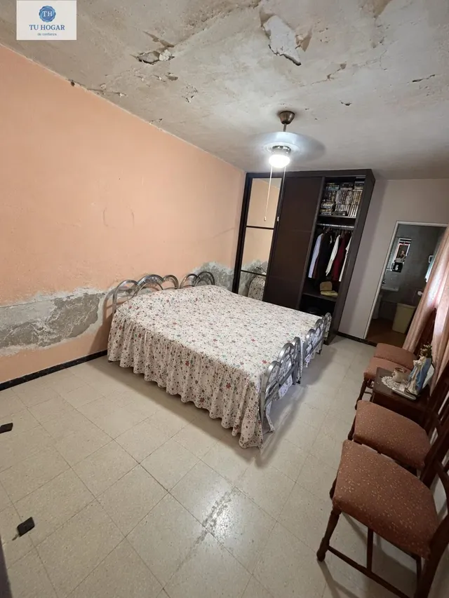 Casa de una planta en pleno centro — 6