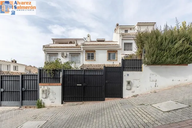 Casa única en Granada capital. — 42