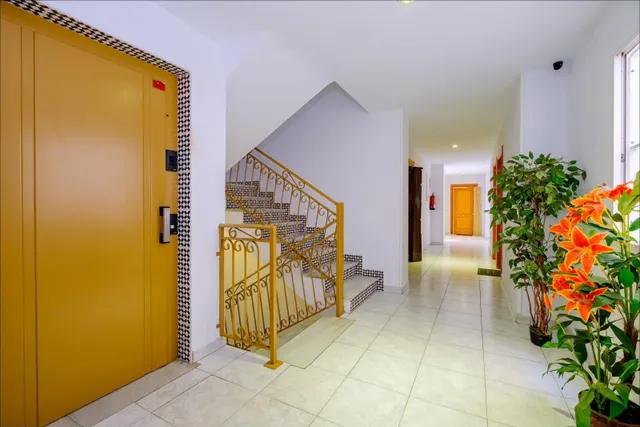 Apartamento 1 habitación 44m² en venta - Estacion de autobuses — 25
