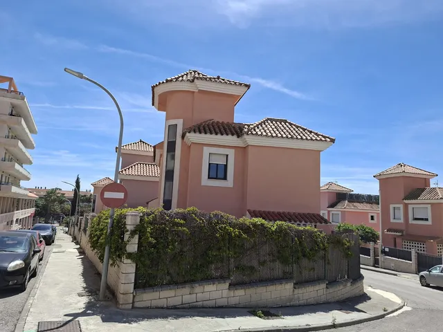 Chalet 3 habitaciones 131m² en venta - Costa del Sol — 24