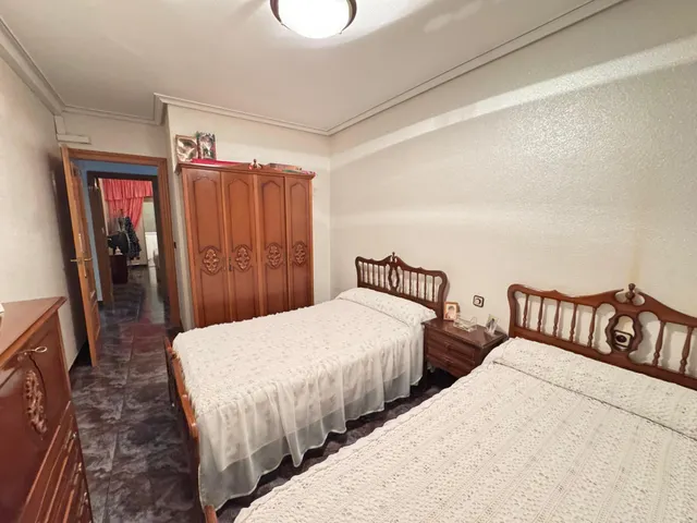 SE VENDE PISO EN ZARANDONA — 7